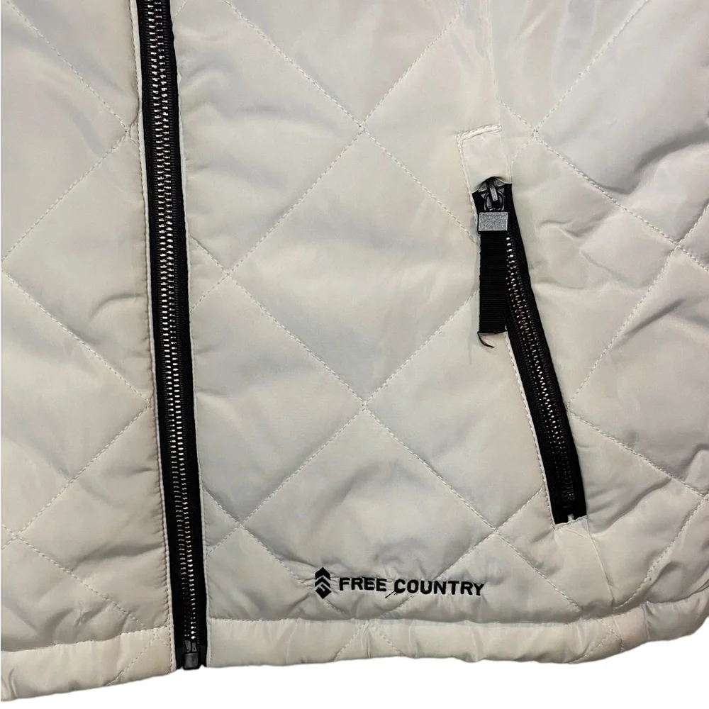 Free‎ Country Stratus Lite Women's Reversible Vest White Size Medium Flaw Shown